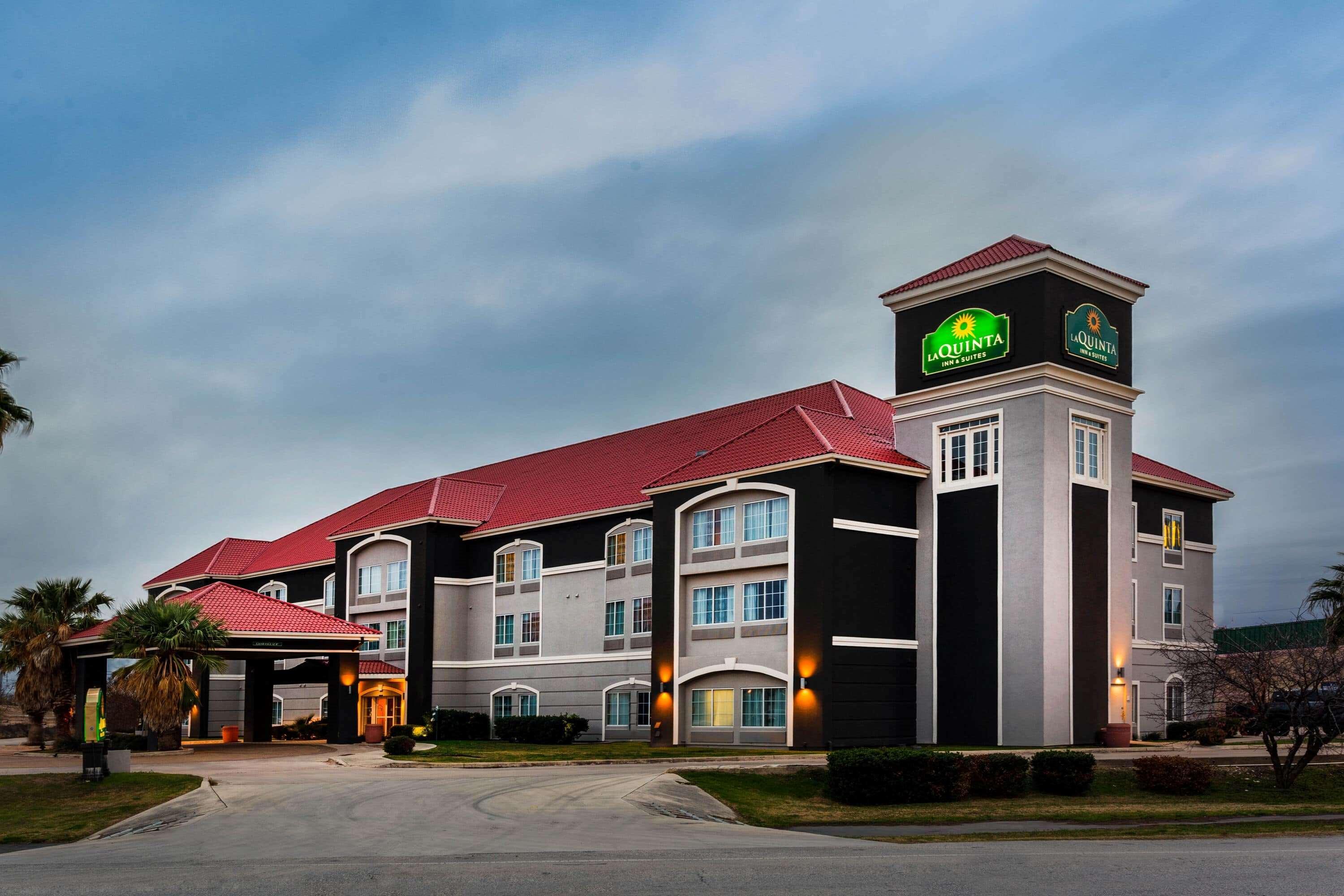塞甘拉昆塔旅馆&套房酒店 塞金 外观 照片